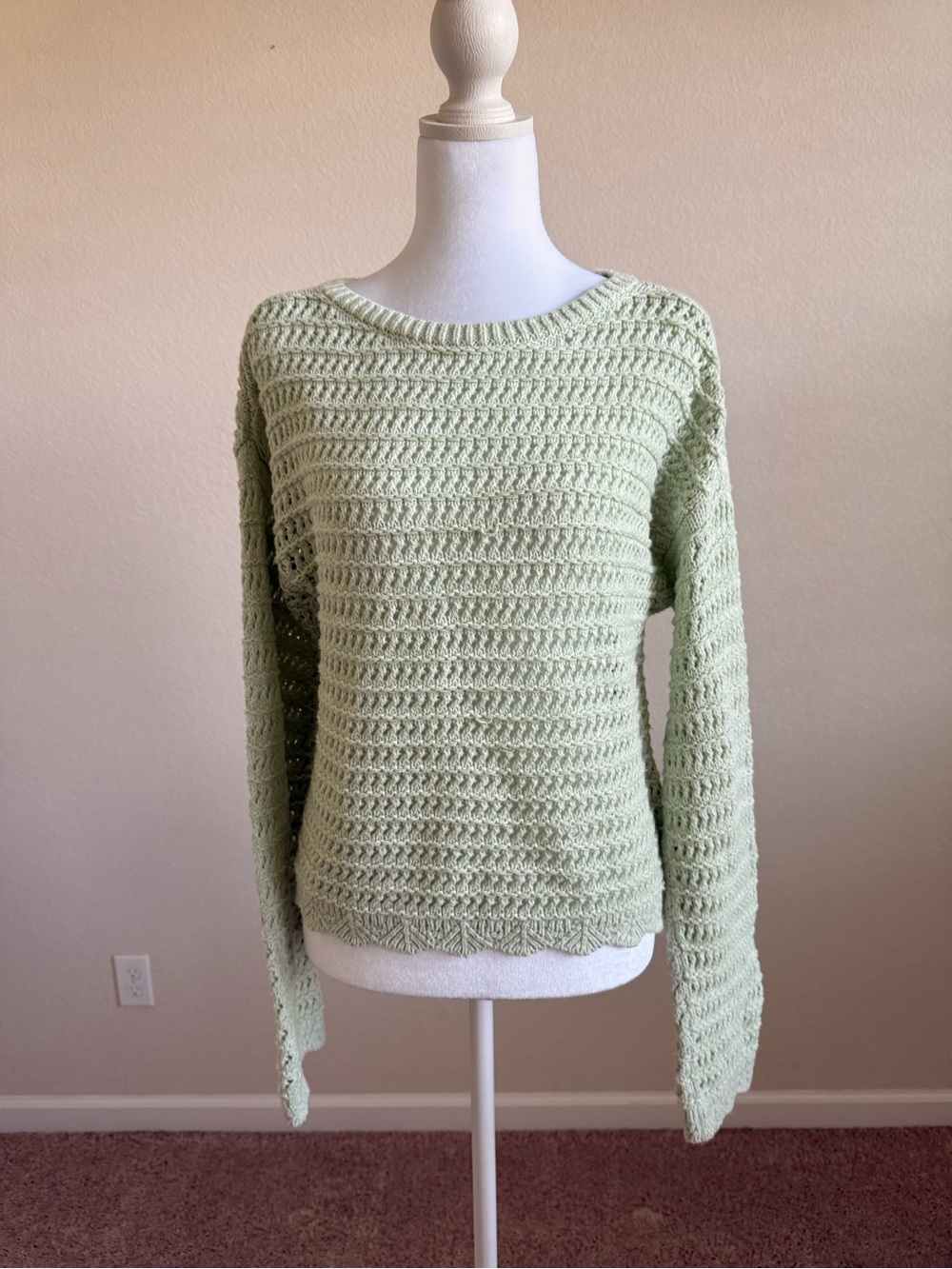 SO Light Sage Green Open-Knit Crew Sweater Medium